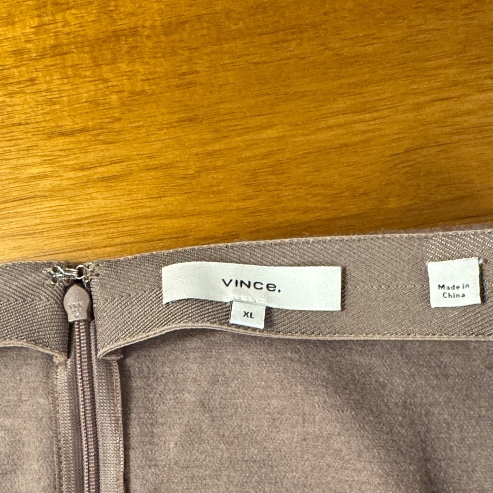 Vince Beige Skirt with Zipper